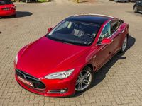 Second-hand Tesla Model S Performance 350 kW (476 CP) 2014 Roșu Hatchback