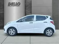 Gebraucht Hyundai i10 Basis 67 PS (49 kW) 2016 Weiß Kleinwagen