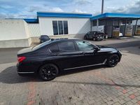 Gebraucht BMW 730 265 PS (194 kW) 2016 Schwarz Limousine