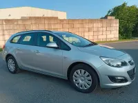 Gebraucht Opel Astra Selection 116 PS (85 kW) 2015 Silber Kombi