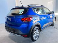 Gebraucht Dacia Sandero Comfort 101 PS (74 kW) 2022 Blau Limousine