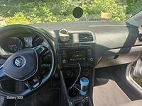 Gebraucht VW Polo 90 PS (66 kW) 2016 Grau Kleinwagen