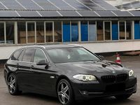 Gebraucht BMW 530 258 PS (189 kW) 2013 Grau Kombi