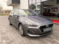 Gebraucht Hyundai i30 Premium 136 PS (100 kW) 2020 Grau Limousine