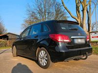 Gebraucht Mercedes B200 136 PS (100 kW) 2017 Schwarz Van / Kleinbus