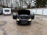Gebraucht BMW 118 140 PS (102 kW) 2011 Schwarz Kleinwagen