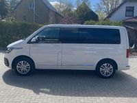 Second-hand VW Multivan 150 CP (110 kW) 2022 Alb Monovolum