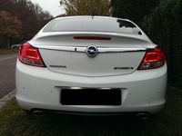 Gebraucht Opel Insignia Innovation 194 PS (142 kW) 2013 Weiß metallic Limousine