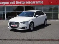 Gebraucht Audi A3 Sport 116 PS (85 kW) 2020 Weiß Limousine