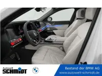 Gebraucht BMW 740 Comfort Edition 299 PS (219 kW) 2025 (sonderfarbe)  sonstige Limousine