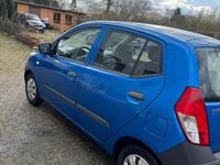 Gebraucht Hyundai i10 67 PS (49 kW) 2010 Blau Kleinwagen