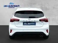 Gebraucht Ford Focus ST-Line 125 PS (91 kW) 2022 Frostweiß Limousine