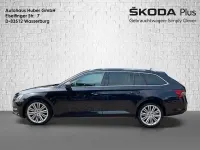 Gebraucht Skoda Superb Style 200 PS (147 kW) 2022 Schwarzmagic perleffekt met. schwarzmagic perleffekt met. Kombi