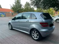 Gebraucht Mercedes B180 108 PS (79 kW) 2006 Blau Van / Kleinbus