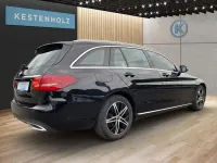 Gebraucht Mercedes C300 Avantgarde 245 PS (180 kW) 2019 Lack obsidianschwarz Kombi