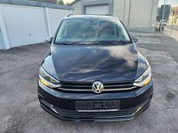 Gebraucht VW Touran Trendline 110 PS (80 kW) 2016 Schwarz Van / Kleinbus