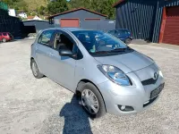 Gebraucht Toyota Yaris Life 101 PS (74 kW) 2010 Silber Kleinwagen