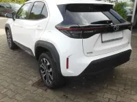Neu Toyota Yaris Cross 131 PS (96 kW) 2025 Schneeweiß SUV