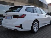 Gebraucht BMW 318 Advantage 150 PS (110 kW) 2022 Weiß Kombi