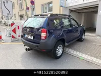 Gebraucht Dacia Duster Celebration 125 PS (91 kW) 2015 Blau SUV