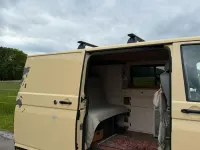 Gebraucht VW Transporter 102 PS (75 kW) 2011 Beige Van