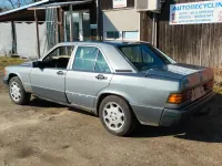 Gebraucht Mercedes 190 122 PS (89 kW) 1992 Grau Limousine