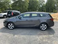 Gebraucht Opel Astra 140 PS (102 kW) 2010 Grau Kombi