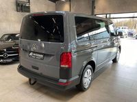 Gebraucht VW Transporter 110 PS (80 kW) 2020 Grau Van