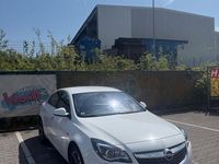 Gebraucht Opel Insignia Edition 194 PS (142 kW) 2015 Weiß Limousine