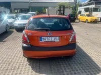 Gebraucht Kia Rio 110 PS (80 kW) 2009 Orange Kleinwagen