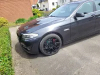 Gebraucht BMW 530 272 PS (200 kW) 2012 Schwarz Limousine
