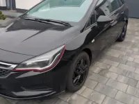 Gebraucht Opel Astra Sport 110 PS (80 kW) 2016 Schwarz Kombi