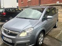 Gebraucht Opel Zafira 143 PS (105 kW) 2007 Silber Van / Kleinbus