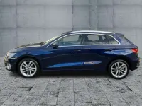 Gebraucht Audi A3 Advanced Plus 116 PS (85 kW) 2022 Navarrablau metallic Limousine