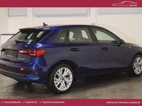 Gebraucht Audi A3 Ambiente 150 PS (110 kW) 2020 Navarrablau metallic Limousine