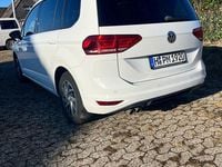 Gebraucht VW Touran Sound 150 PS (110 kW) 2017 Weiß Van / Kleinbus