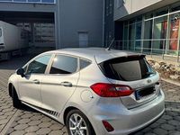 Gebraucht Ford Fiesta Cool & Connect 86 PS (63 kW) 2018 Silber Limousine