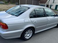 Gebraucht BMW 520 170 PS (125 kW) 2002 Silber Limousine