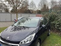 Gebraucht Peugeot 208 82 PS (60 kW) 2018 Blau Kleinwagen