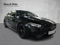 Gebraucht Mercedes A200 AMG 150 PS (110 kW) 2023 Schwarz Limousine