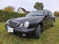 Gebraucht Mercedes E240 170 PS (125 kW) 2002 Blau Kombi