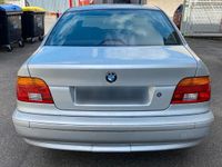 Gebraucht BMW 525 192 PS (141 kW) 2001 Silber Limousine