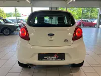 Gebraucht Ford Ka Trend 69 PS (50 kW) 2014 Weiß Kleinwagen