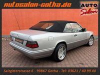 Gebraucht Mercedes E220 150 PS (110 kW) 1996 Silber Cabrio