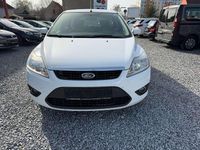 Gebraucht Ford Focus Style 109 PS (80 kW) 2010 Weiß Kombi