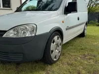 Gebraucht Opel Combo 65 PS (47 kW) 2002 Weiß Van / Kleinbus