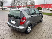 Gebraucht Mercedes A160 82 PS (60 kW) 2012 Grau Van / Kleinbus