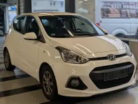 Gebraucht Hyundai i10 67 PS (49 kW) 2014 Weiß Kleinwagen