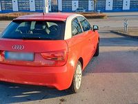 Gebraucht Audi A1 105 PS (77 kW) 2011 Rot Kleinwagen