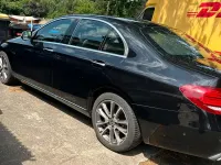 Gebraucht Mercedes E300 192 PS (141 kW) 2019 Schwarz Limousine